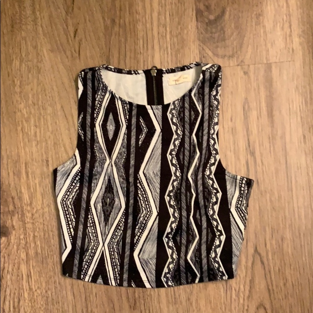 Urban outfitters crop top